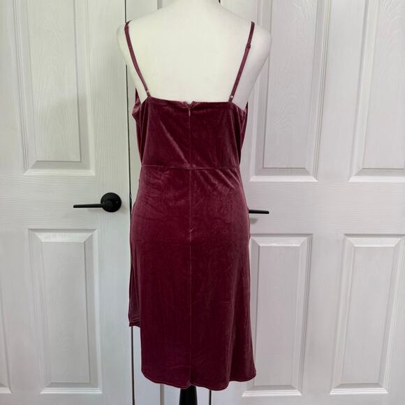 Lulus New Mauve Velvet Tulip Cowl Neck Mini Dress Women's Size Medium - Picture 12 of 16
